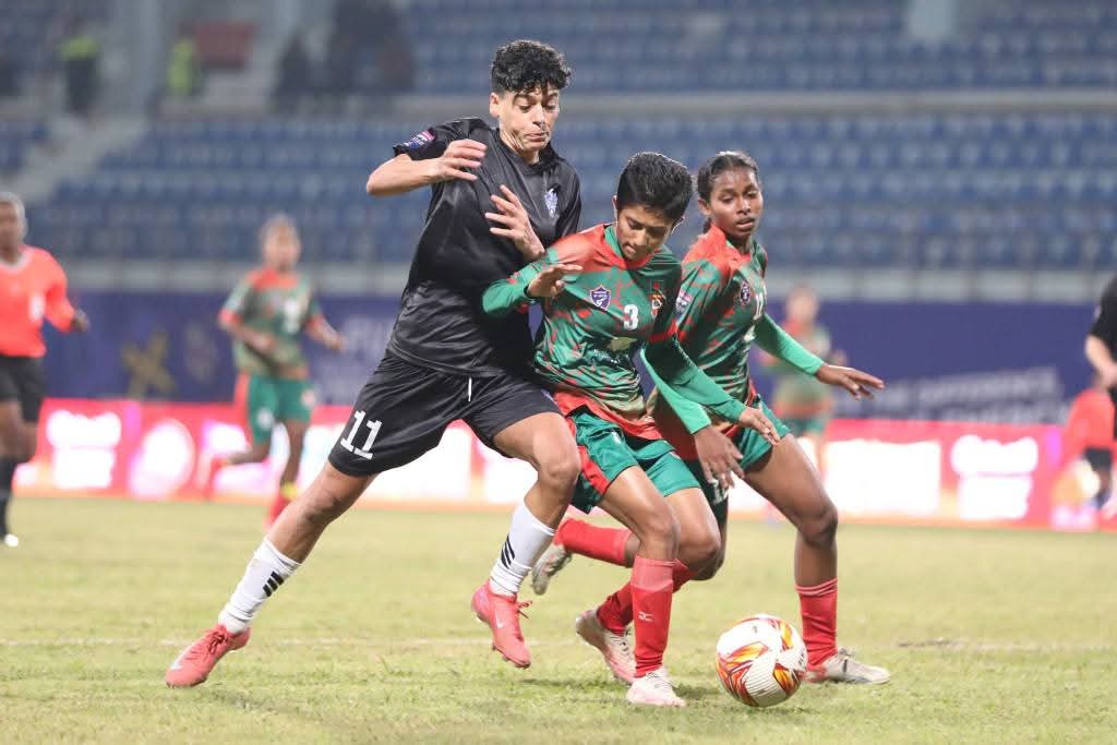 সাফে দ্বিতীয় ম্যাচে করাচি সিটি এফসি–র বিপক্ষে নাসরিনের গোলশূন্য ড্র